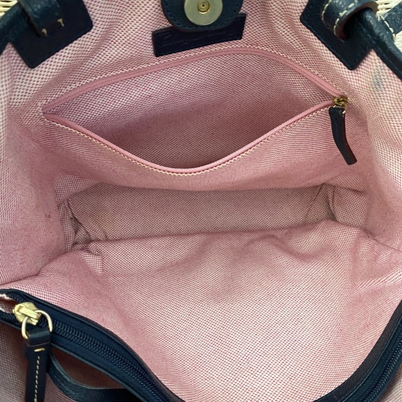 Dooney & Bourke handbag - Picture 9 of 12